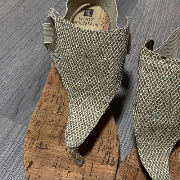 White Mountain Gold Glitter Wedges Size 8 - Picture 7 of 8